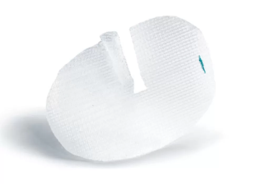 Covidien Progrip Self-Gripping Polyester Mesh Right Anatomical, Polyester With Polylactic Acid Grips, 14 cm x 9 cm