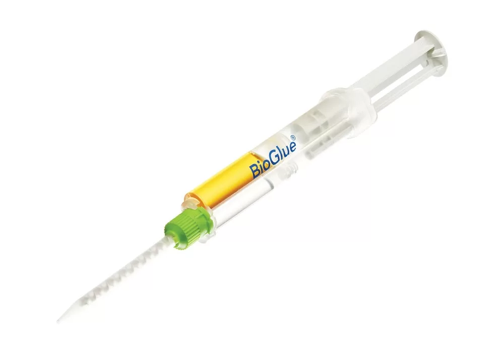 Cryolife Bioglue 10mL Syringe Applicator Kit (Contains: (4) Syringe Applicator Tips, (1) 10mL Syringe) (Two Piece Kit)