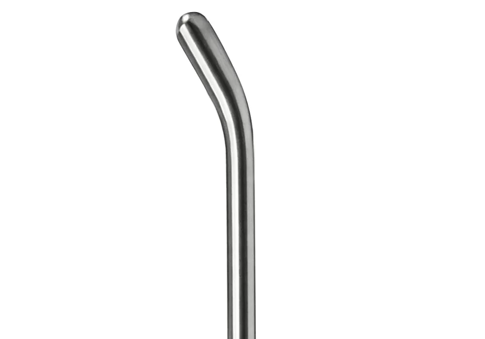 Medtronic 3.5 mm Skimmer Angle-Tip Blade, 18 cm